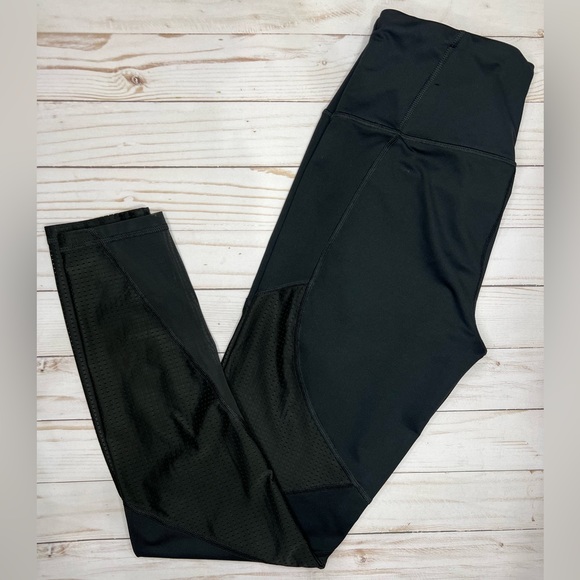 Victoria Secret Sport Leggings - Like New - Picture 1 of 4